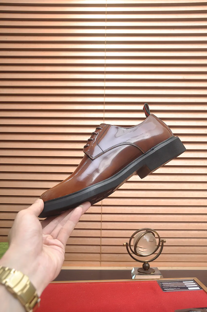 Men's shoes💰540💶Italy's top luxury men's shoe giant (GUCCI) (Gucci) (full cowhide lining) new arrival🍃Original European style🔰 Pleasant to the eye😍In order to make the shoes more durable and non-deformable🌀The production continues to follow traditional methods but there is still no lack of innovation💪Choose original sheepskin for the leather♻️ Smooth and natural And extra bright ⭐Made of imported cowhide, the first choice of rich people 38-45 (45 customized)